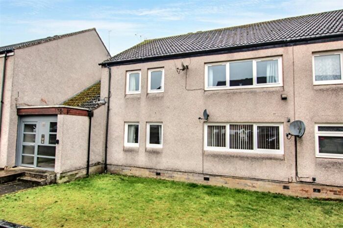 2 Bedroom Flat For Sale In Bankhead Terrace, Lanark, ML11