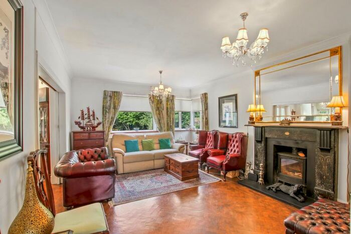 4 Bedroom Detached House To Rent In Kings Orchard, London, SE9