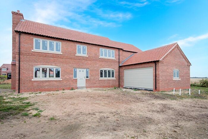 4 Bedroom Detached House For Sale In Top Pasture Lane, North Wheatley, DN22