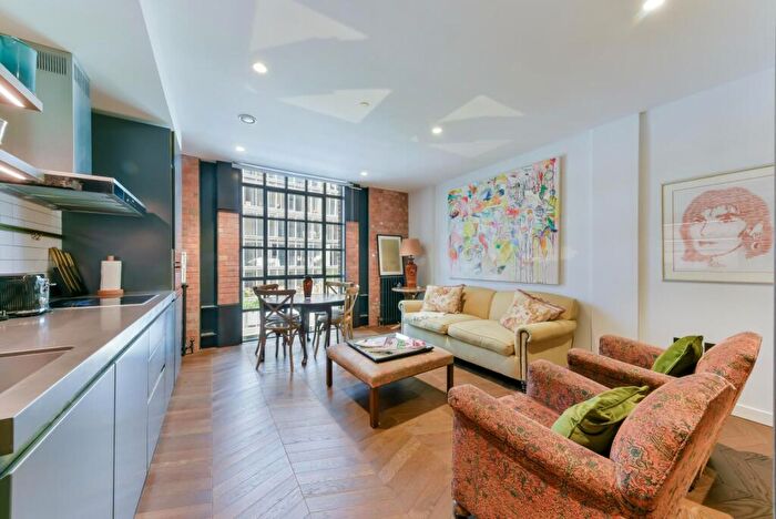 Apartment To Rent In Switch House West, Battersea Power Station, London, SW11