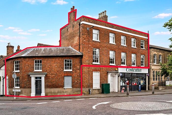 5 Bedroom Town House For Sale In High Street, Baldock, SG7