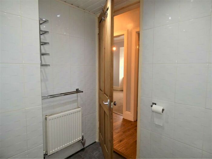 2 Bedroom Flat For Sale In Crawford Street, Millport, Isle Of Cumbrae, KA28