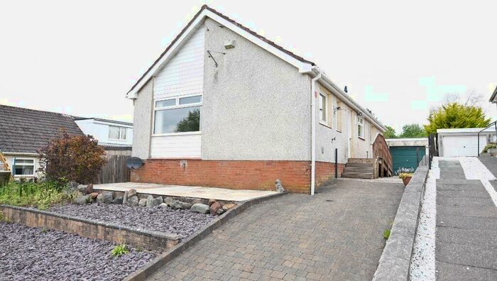 3 Bedroom Bungalow To Rent In Westfield, Dumbarton, West Dunbartonshire, G82