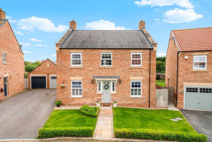 4 Bedroom Detached House For Sale In Harewood Close, Green Hammerton, YO26