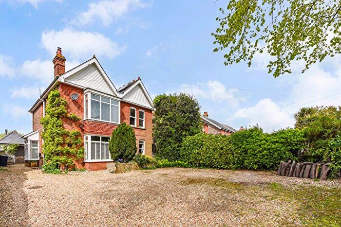 4 Bedroom Detached House For Sale In Stein Road, Southbourne, PO10