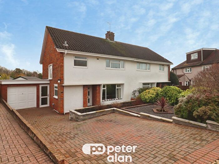 3 Bedroom Semi Detached House For Sale In Tensing Close, Llanishen, Cardiff, CF14