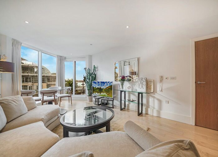 2 Bedroom Flat For Sale In Juniper Drive, London, SW18