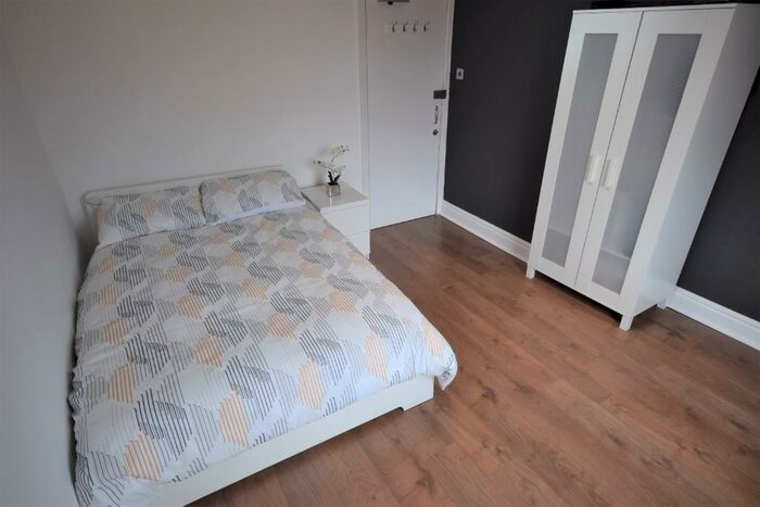 1 Bedroom House Of Multiple Occupation To Rent In Brentwood, Manchester, Greater Manchester, M6