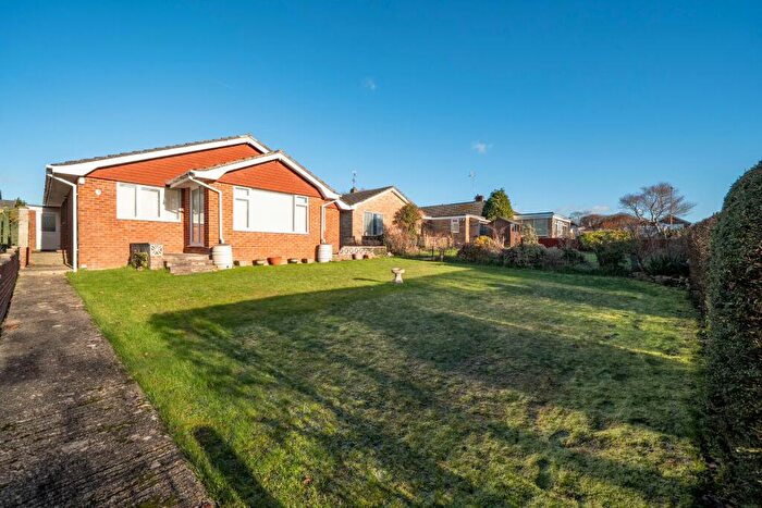 3 Bedroom Detached Bungalow For Sale In Maple Walk, Andover, SP10