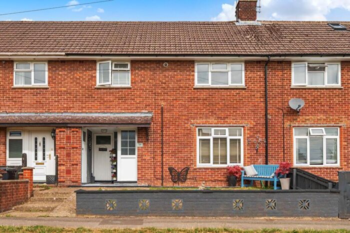 3 Bedroom Terraced House For Sale In Fromond Road, Winchester, SO22
