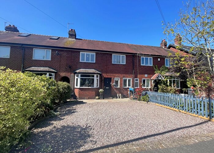 3 Bedroom Town House For Sale In Giantswood Lane, Congleton, CW12