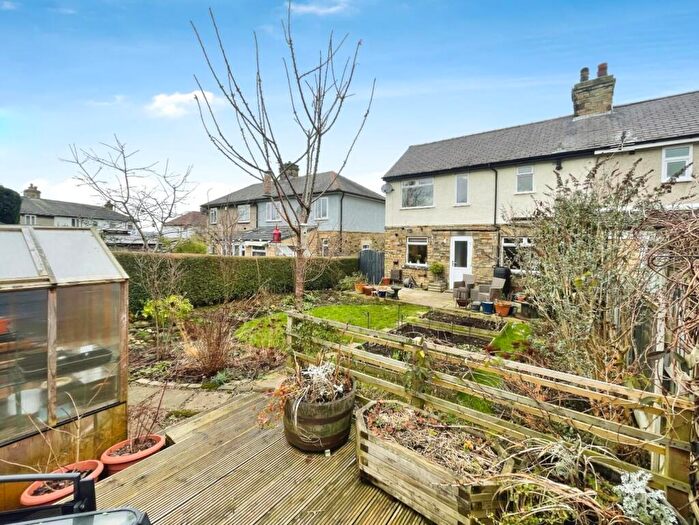 2 Bedroom Semi-Detached House For Sale In Glenside Road, Shipley, BD18
