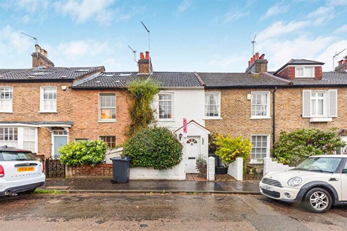 2 Bedroom Semi Detached House To Rent In Stanley Road, East Sheen, SW14