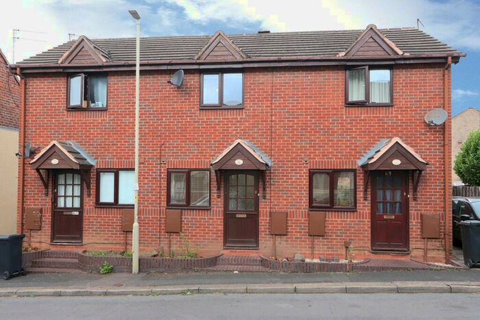 1 Bedroom Terraced House To Rent In Spring Street, Stourbridge, DY9