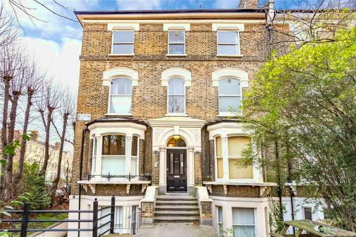 3 Bedroom Apartment To Rent In Petherton Road, Highbury, N5