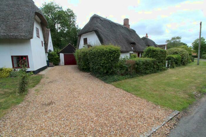 3 Bedroom Cottage To Rent In Dove Cottage, High Street, Croxton, St Neots, PE19