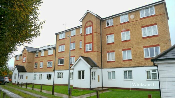 2 Bedroom Apartment To Rent In Clarence Close, New Barnet, EN4