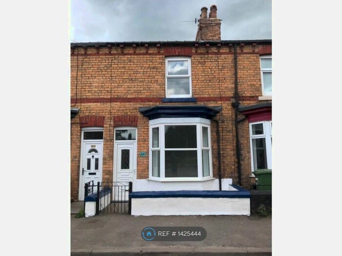 2 Bedroom Terraced House To Rent In Commercial Street, Scarborough, YO12