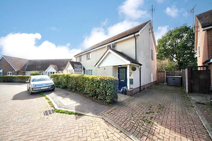 2 Bedroom Semi-Detached House For Sale In Elmtree Avenue, Cockernhoe, Luton, Hertfordshire, LU2