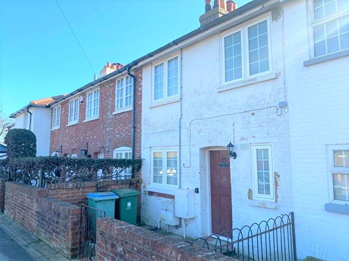 2 Bedroom Terraced House To Rent In Hill Head Road, Fareham, PO14