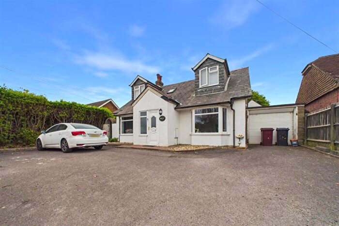 4 Bedroom Chalet For Sale In Birdham Road, Chichester, PO20