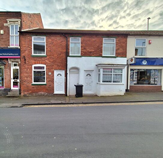 2 Bedroom Terraced House To Rent In Hagley Road, Halesowen, West Midlands, B63