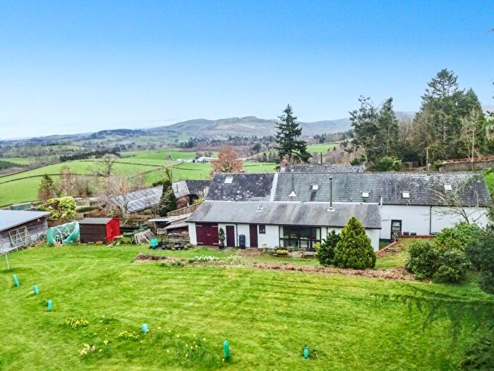 5 Bedroom Semi-Detached House For Sale In Llanynis, Builth Wells, Powys, LD2