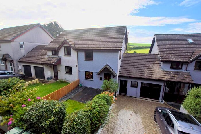 3 Bedroom Semi-Detached House For Sale In Vicarage Gardens, Milton Abbot, Tavistock, PL19