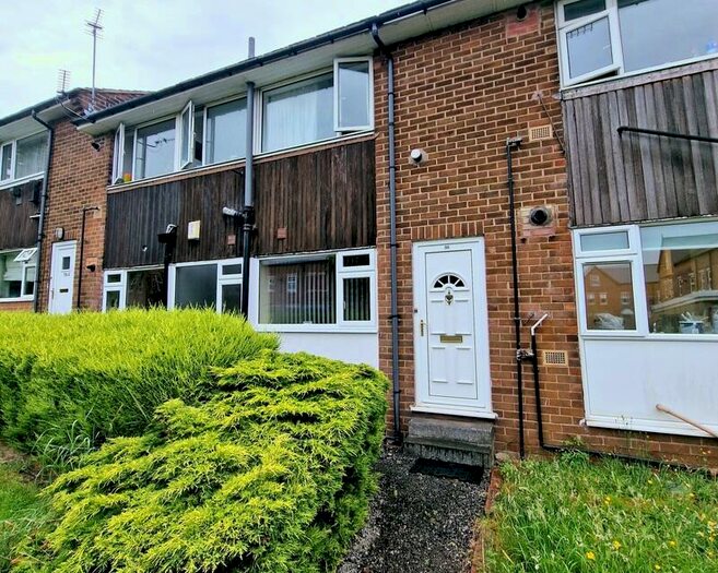 2 Bedroom Flat To Rent In Ash Grove, Hyde Park, Leeds, LS6