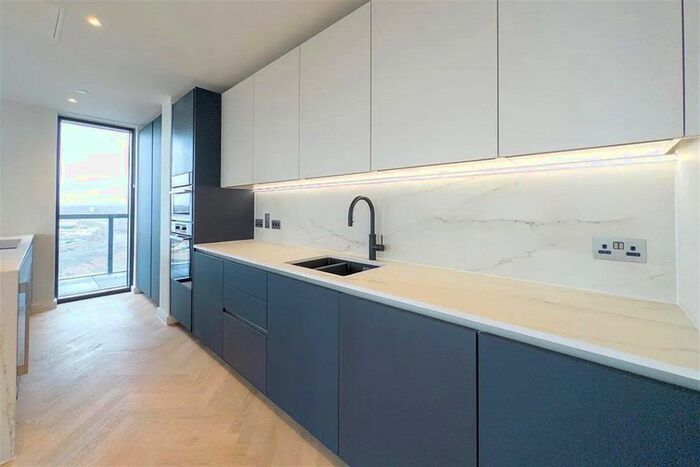 3 Bedroom Flat To Rent In Meadowlark House, Moorhen Drive, NW9