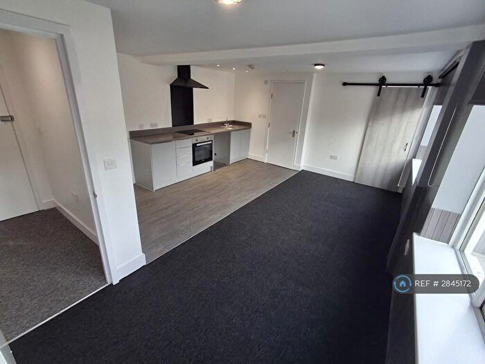 2 Bedroom Flat To Rent In St. James Street, Weston-Super-Mare, BS23