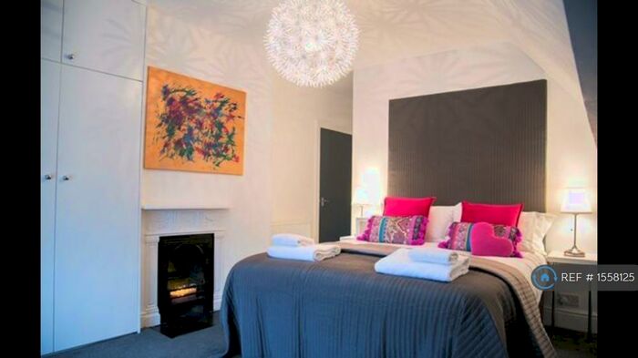 2 Bedroom Flat To Rent In Franklin Road, Harrogate, HG1