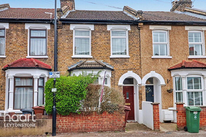 2 Bedroom Terraced House For Sale In Oakdale Road, London, E11