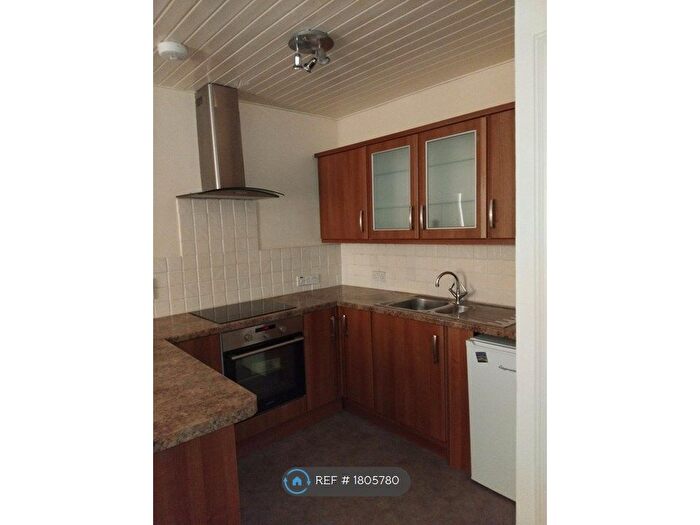 1 Bedroom Flat To Rent In Viewforth Square, Leven, KY8