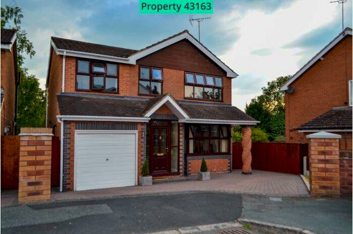 4 Bedroom Detached House To Rent In Sunart Close, Crewe, CW2