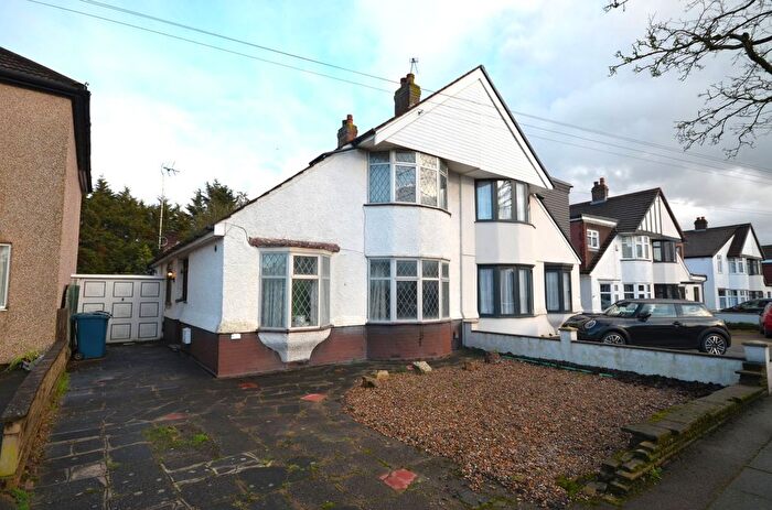 3 Bedroom Semi Detached Bungalow For Sale In Grasmere Gardens, Harrow, HA3