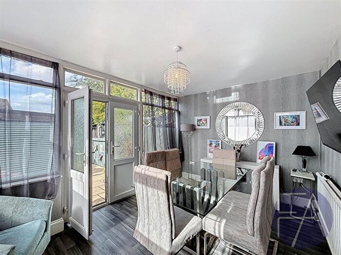 2 Bedroom Cottage To Rent In Shaftesbury Avenue, Southport, PR8