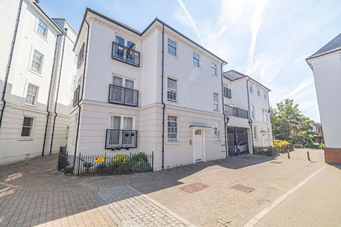2 Bedroom Flat For Sale In Old Watling Street, Canterbury, Kent, CT1