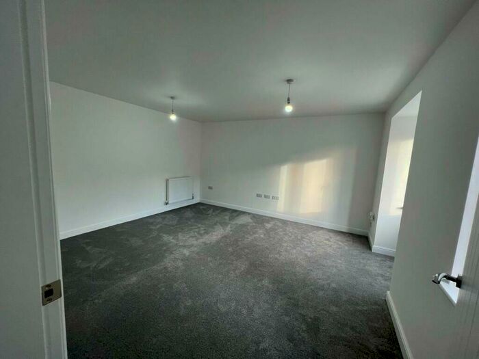 4 Bedroom Detached House For Sale In Perkins Lane, Calverton, Nottingham, NG14