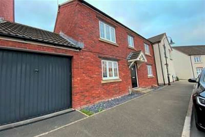 3 Bedroom House To Rent In North Swindon, SN25