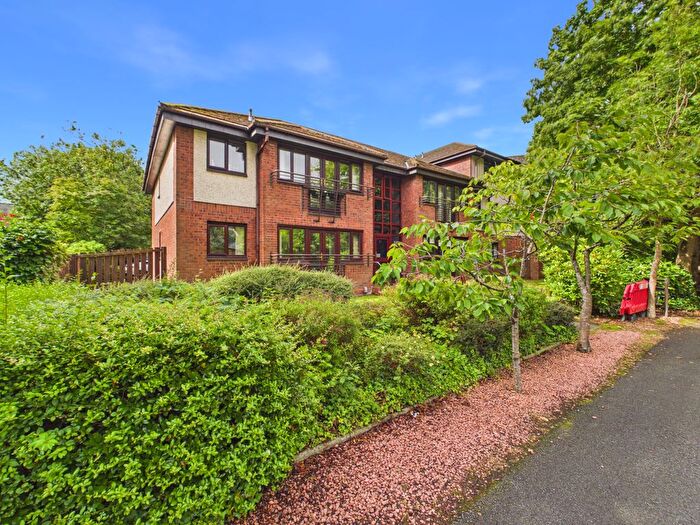 2 Bedroom Flat For Sale In Springfield Avenue, Uddingston, Glasgow, G71