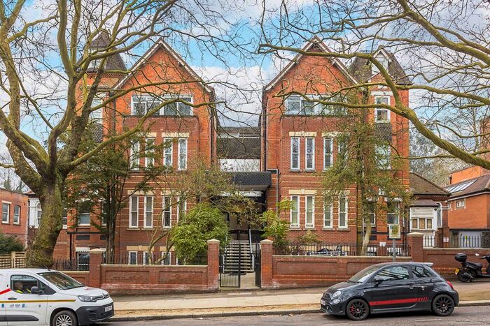 Studio To Rent In Fitzjohns Avenue, London, NW3