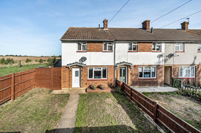 2 Bedroom End Of Terrace House For Sale In Balmoral Road, Sutton At Hone, Dartford, Kent, DA4