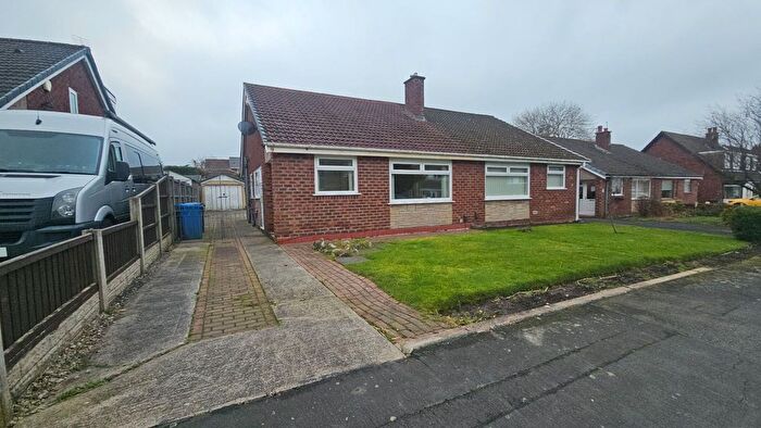2 Bedroom Bungalow To Rent In Kellet Avenue, Clayton-Le-Woods, Chorley, PR25