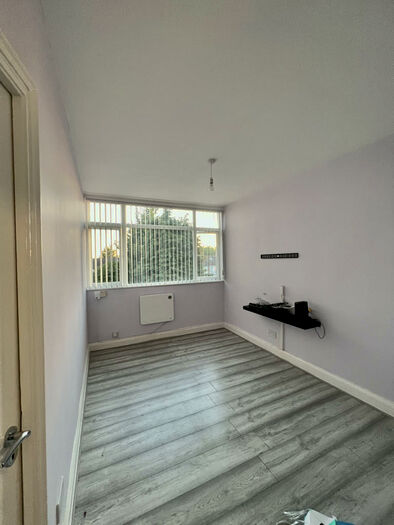 1 Bedroom Flat To Rent In Dunstable Road, Luton, LU4