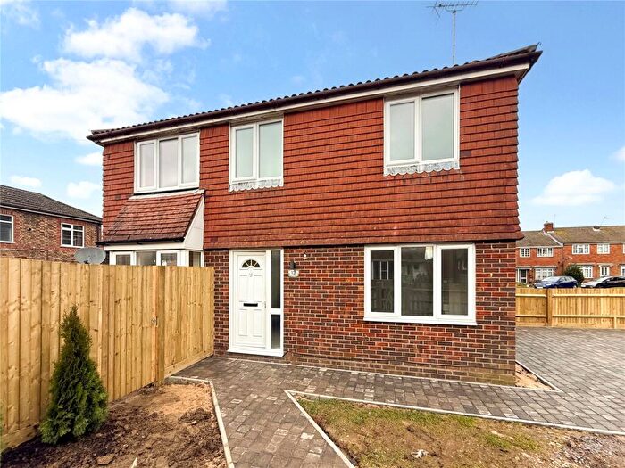 3 Bedroom Detached House To Rent In West Street, Burgess Hill, West Sussex, RH15