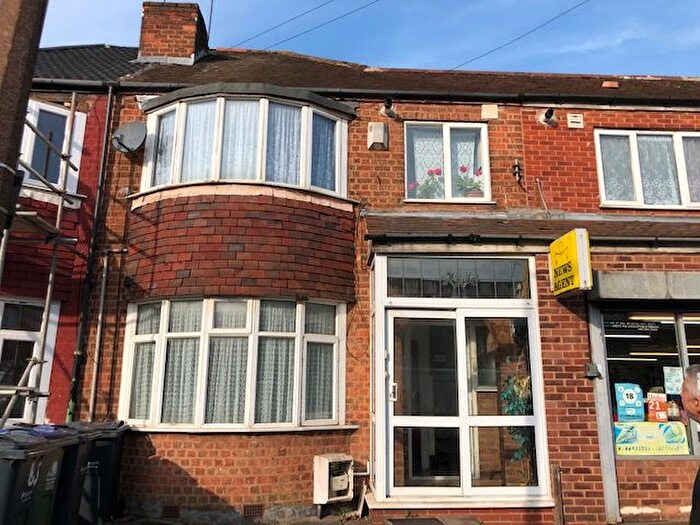 2 Bedroom Flat To Rent In Victoria Park Road, Smethwick, West Midlands, B66