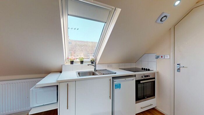 Studio To Rent In Anson Road, London, NW2