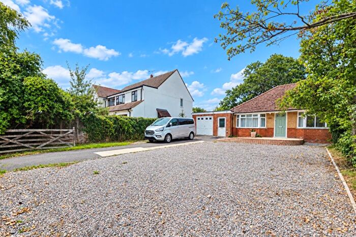 3 Bedroom Semi-Detached Bungalow For Sale In Hyde End Road, Spencers Wood, Reading, RG7