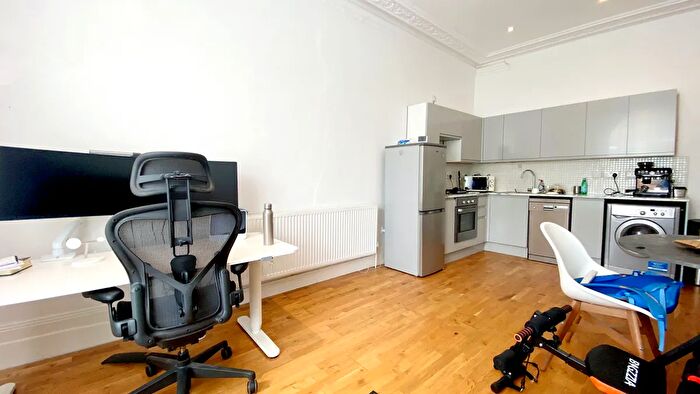 1 Bedroom Flat To Rent In Beacon Hill, London, N7